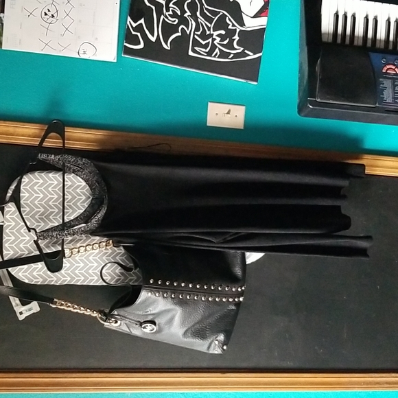 Joseph A. Cold Shoulder Long Sleeve Top - Picture 2 of 3